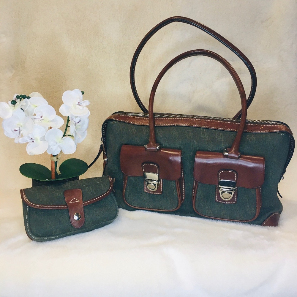 Dooney & Bourke Satchel Purse